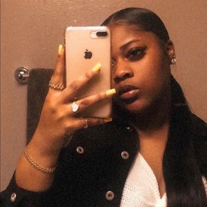 Meet your Posher, Kyra